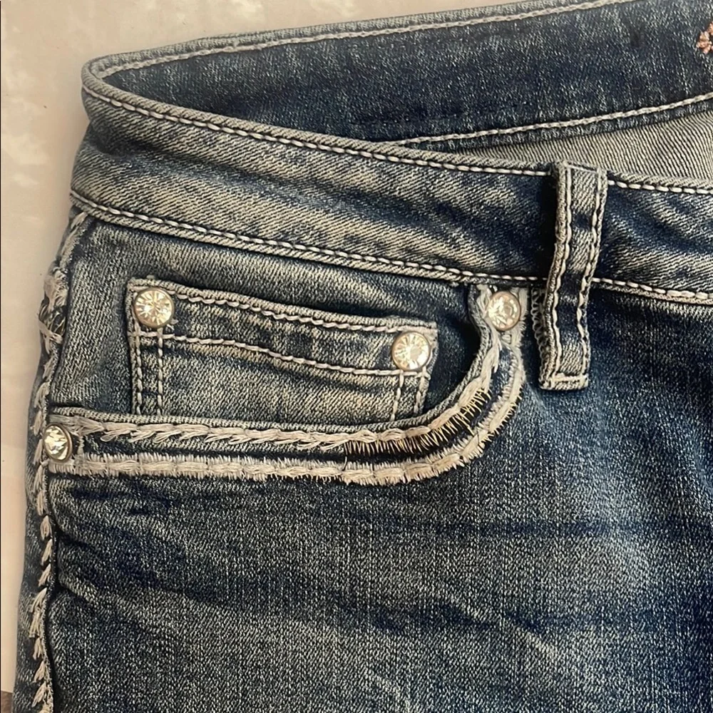Women Shyanne Blue Boot Cut Jeans with Classic Stitching